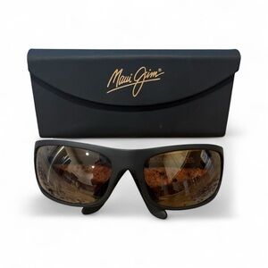 Maui Jim Peahi Sunglasses - Sleek Black